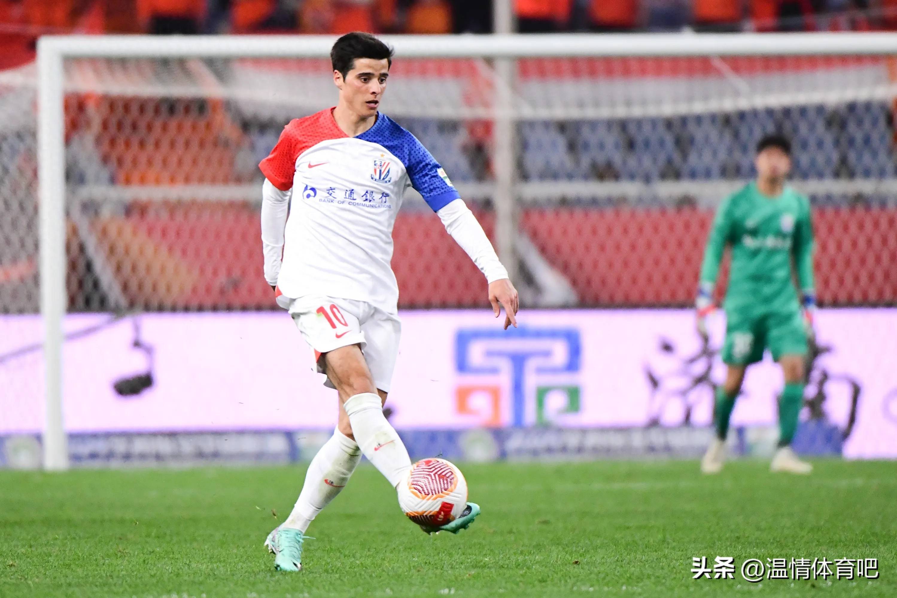 拜仁慕尼黑迎亚冠关键赛,国际比赛日伤情更新,气氛紧张,年轻球员得到机会的简单介绍 拜仁慕尼黑迎亚冠关键赛,国际比赛日伤情更新,气氛紧张,年轻球员得到机会的简单介绍