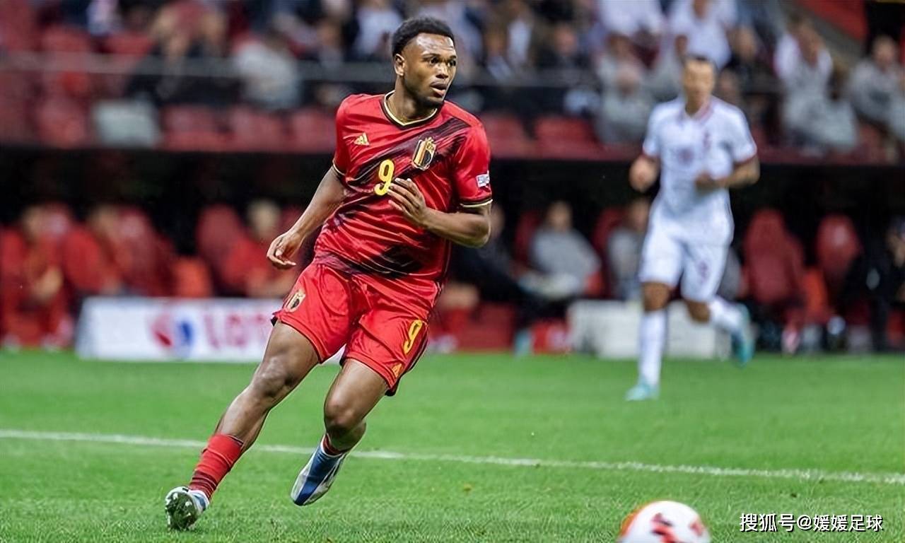 包含国际米兰围绕社区盾状态回暖本菲卡绝杀压哨备战CBA季后赛，Karsa在FPX比赛中逆转直接炸裂的词条