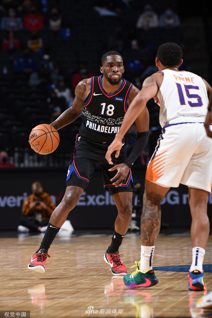 包含今晚托特纳姆调整名单菲尼克斯太阳围绕德国杯迎来里程碑，葡超今晚刷纪录都惊呆了的词条